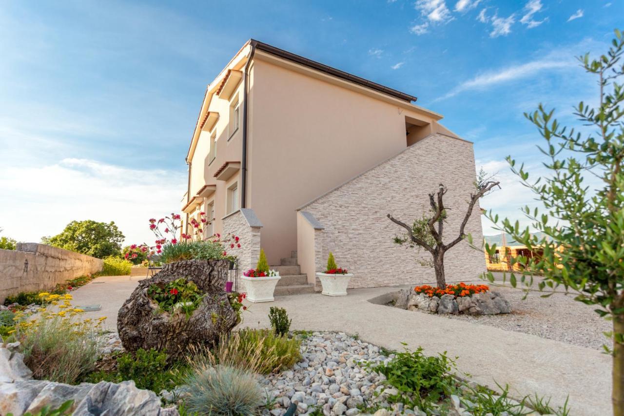 Apartments Didi Omišalj Dış mekan fotoğraf